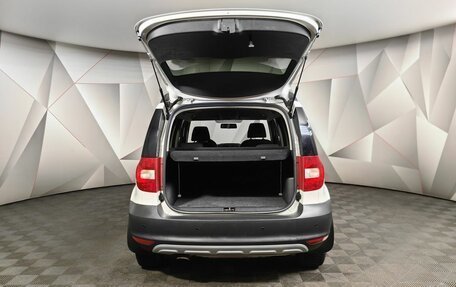 Skoda Yeti I рестайлинг, 2012 год, 899 000 рублей, 17 фотография