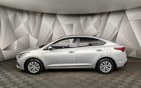 Hyundai Solaris II рестайлинг, 2017 год, 925 000 рублей, 5 фотография