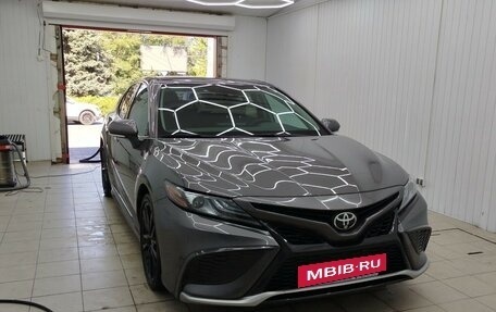 Toyota Camry, 2021 год, 3 290 000 рублей, 8 фотография