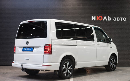 Volkswagen Caravelle T6 рестайлинг, 2015 год, 2 600 000 рублей, 7 фотография