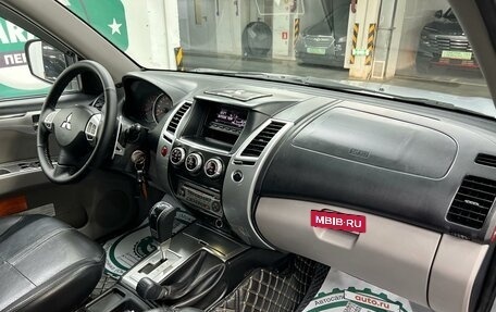 Mitsubishi Pajero Sport II рестайлинг, 2011 год, 1 898 000 рублей, 30 фотография