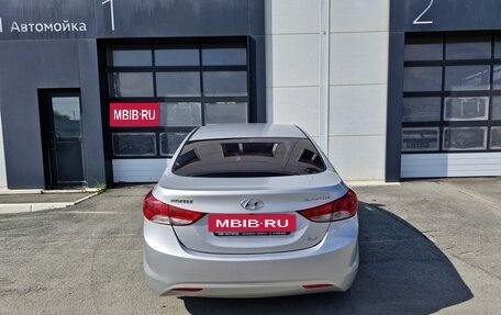 Hyundai Elantra V, 2012 год, 760 000 рублей, 10 фотография