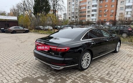 Audi A8, 2018 год, 4 200 000 рублей, 4 фотография