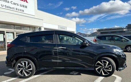 Honda Vezel, 2021 год, 1 655 555 рублей, 3 фотография