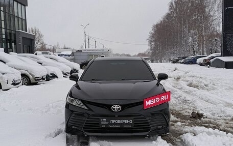 Toyota Camry, 2020 год, 2 422 600 рублей, 2 фотография