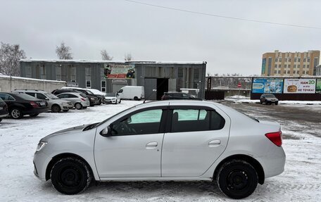 Renault Logan II, 2018 год, 1 150 000 рублей, 2 фотография