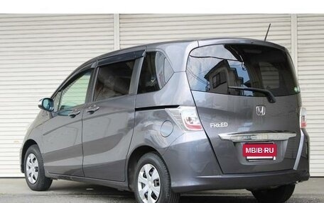 Honda Freed I, 2014 год, 870 000 рублей, 3 фотография