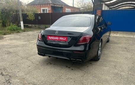 Mercedes-Benz E-Класс, 2019 год, 3 450 000 рублей, 2 фотография