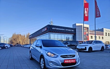 Hyundai Solaris II рестайлинг, 2012 год, 948 000 рублей, 1 фотография