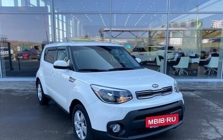 KIA Soul II рестайлинг, 2018 год, 1 621 000 рублей, 3 фотография