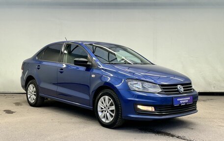 Volkswagen Polo VI (EU Market), 2019 год, 1 350 000 рублей, 2 фотография