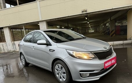 KIA Rio III рестайлинг, 2016 год, 1 425 000 рублей, 2 фотография