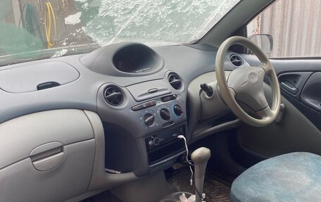 Toyota Vitz, 2000 год, 150 000 рублей, 6 фотография