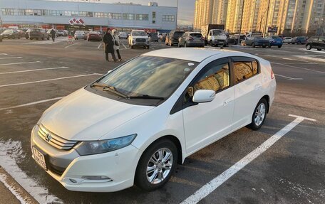 Honda Insight II рестайлинг, 2011 год, 900 000 рублей, 3 фотография