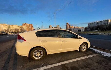 Honda Insight II рестайлинг, 2011 год, 900 000 рублей, 6 фотография