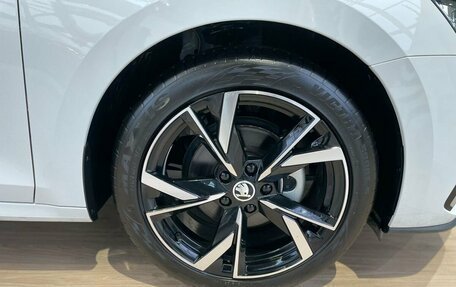 Skoda Octavia IV, 2023 год, 3 690 000 рублей, 12 фотография