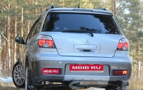 Mitsubishi Outlander III рестайлинг 3, 2005 год, 908 000 рублей, 14 фотография