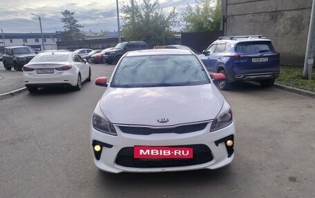 KIA Rio IV, 2018 год, 850 000 рублей, 2 фотография