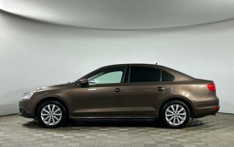 Volkswagen Jetta VI, 2011 год, 1 099 000 рублей, 3 фотография