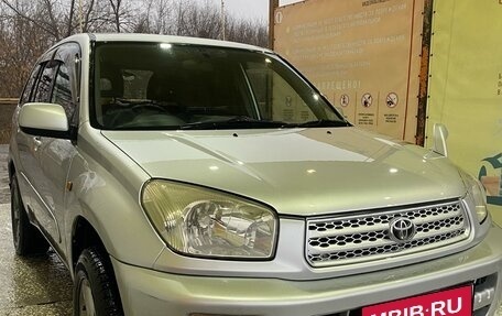 Toyota RAV4, 2000 год, 750 000 рублей, 1 фотография