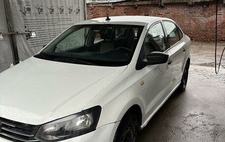 Volkswagen Polo VI (EU Market), 2015 год, 400 000 рублей, 3 фотография