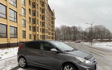 Hyundai Solaris II рестайлинг, 2012 год, 940 000 рублей, 5 фотография