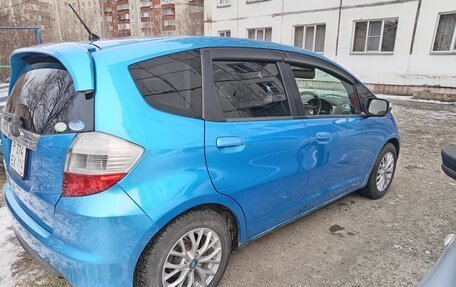 Honda Fit III, 2008 год, 700 000 рублей, 5 фотография