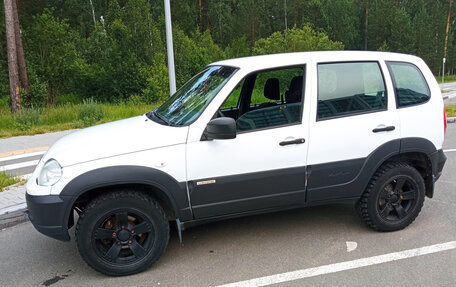 Chevrolet Niva I рестайлинг, 2016 год, 620 000 рублей, 15 фотография