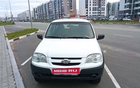 Chevrolet Niva I рестайлинг, 2016 год, 620 000 рублей, 14 фотография