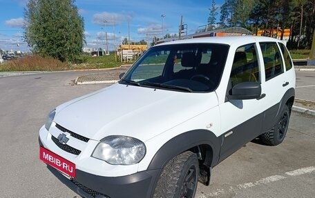 Chevrolet Niva I рестайлинг, 2016 год, 620 000 рублей, 11 фотография