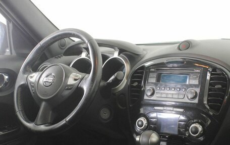 Nissan Juke II, 2011 год, 850 000 рублей, 9 фотография