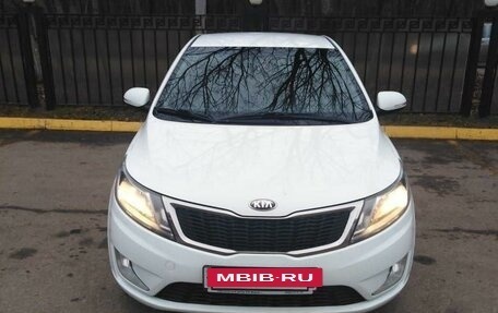 KIA Rio III рестайлинг, 2013 год, 950 000 рублей, 2 фотография