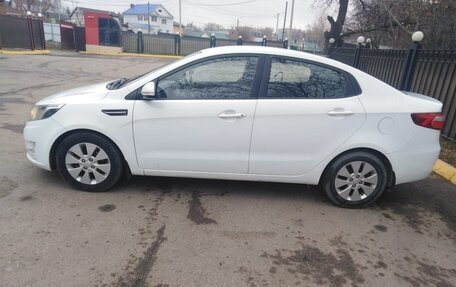 KIA Rio III рестайлинг, 2013 год, 950 000 рублей, 3 фотография