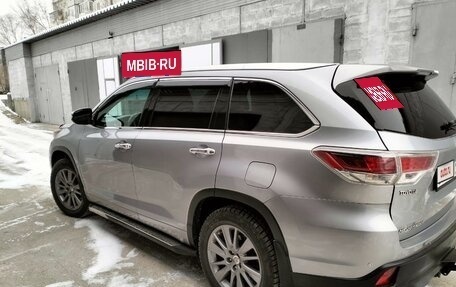 Toyota Highlander III, 2014 год, 3 700 000 рублей, 6 фотография