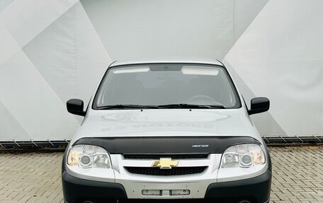 Chevrolet Niva I рестайлинг, 2012 год, 615 000 рублей, 2 фотография