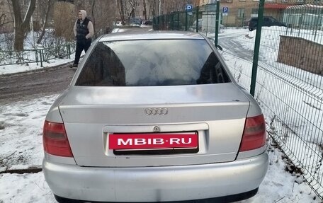 Audi A4, 2000 год, 300 000 рублей, 4 фотография