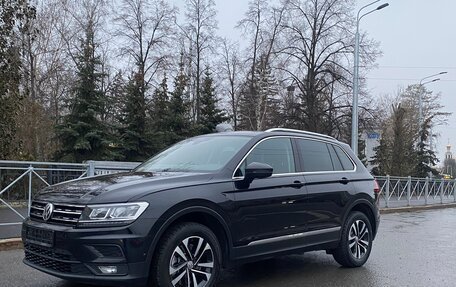 Volkswagen Tiguan II, 2019 год, 2 930 000 рублей, 17 фотография