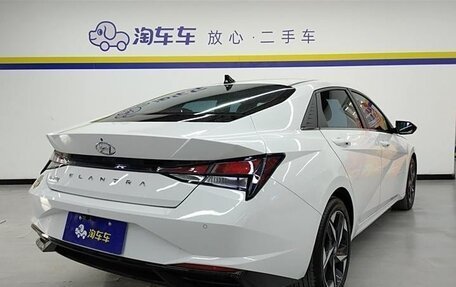 Hyundai Elantra, 2022 год, 1 900 000 рублей, 3 фотография