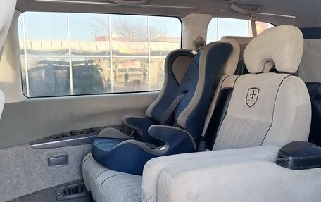 Mitsubishi Delica IV, 1995 год, 1 555 000 рублей, 12 фотография