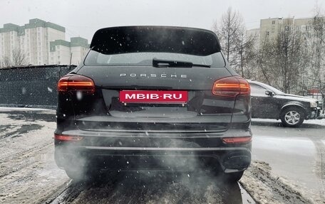 Porsche Cayenne III, 2015 год, 4 080 000 рублей, 2 фотография