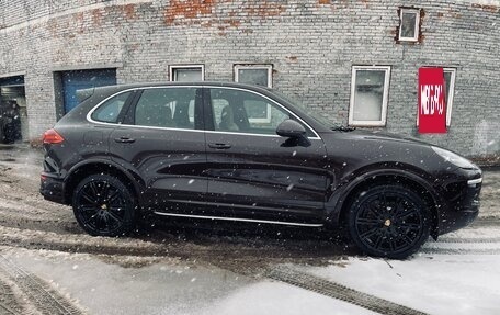 Porsche Cayenne III, 2015 год, 4 080 000 рублей, 4 фотография