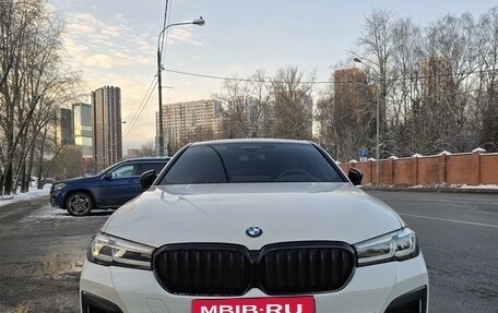 BMW 5 серия, 2020 год, 6 100 000 рублей, 2 фотография