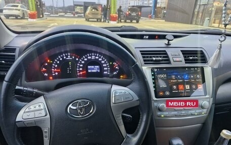 Toyota Camry, 2011 год, 1 350 000 рублей, 4 фотография