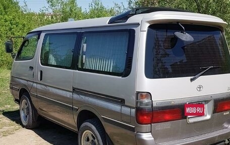 Toyota HiAce H100, 1993 год, 1 350 000 рублей, 4 фотография