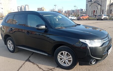 Mitsubishi Outlander III рестайлинг 3, 2012 год, 1 303 758 рублей, 2 фотография