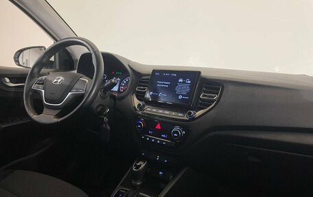 Hyundai Solaris II рестайлинг, 2020 год, 1 635 000 рублей, 15 фотография