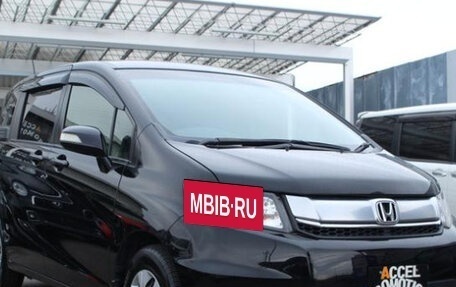 Honda Freed I, 2014 год, 1 050 000 рублей, 6 фотография