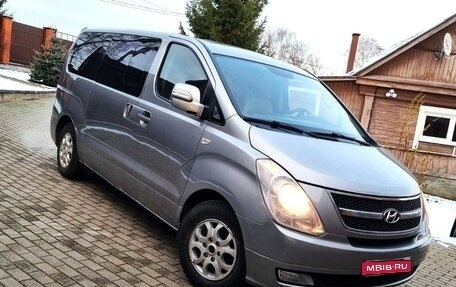 Hyundai Grand Starex Grand Starex I рестайлинг 2, 2012 год, 1 150 000 рублей, 1 фотография