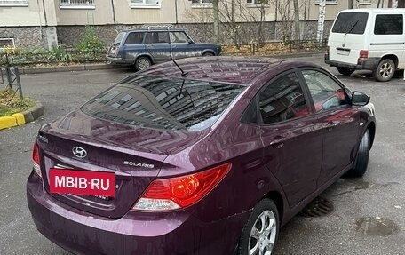 Hyundai Solaris II рестайлинг, 2012 год, 850 000 рублей, 3 фотография