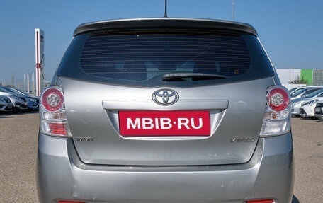 Toyota Verso I, 2011 год, 990 000 рублей, 6 фотография